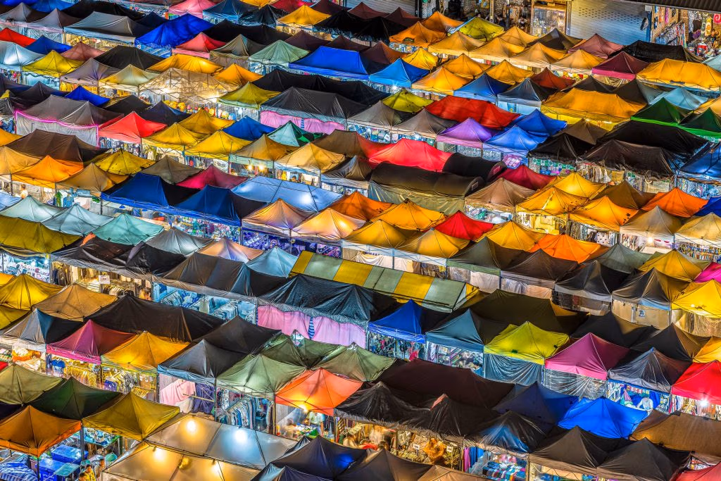 JJ-Market-at-Night-(Chatuchak)